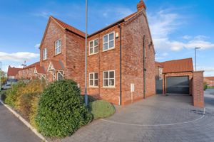 Photo 25- click for photo gallery